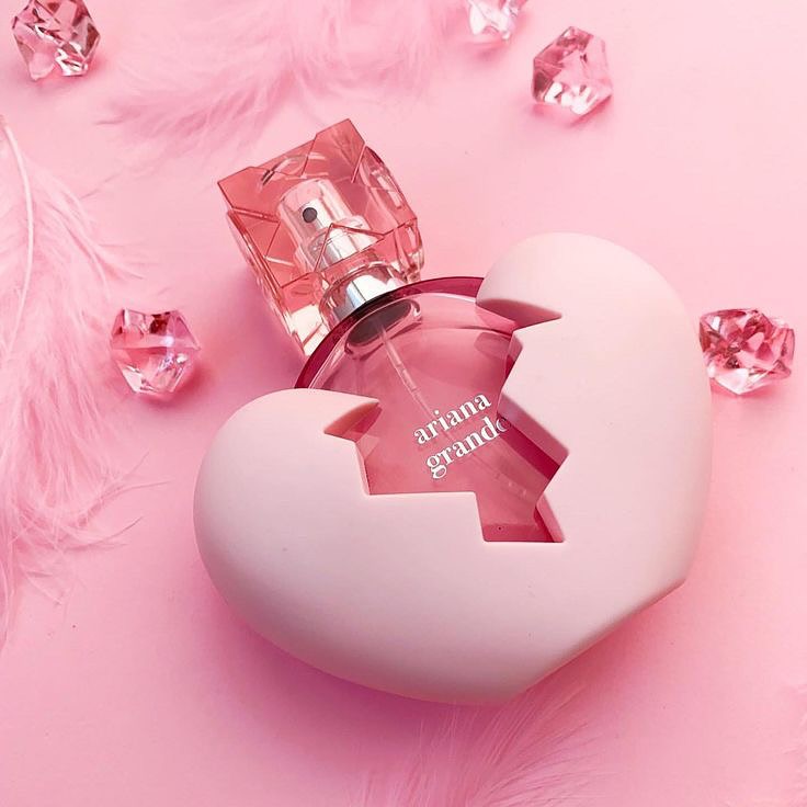 Original ARIANA GRANDE Perfumes Pallets liquidation and Wholesale - Image 8