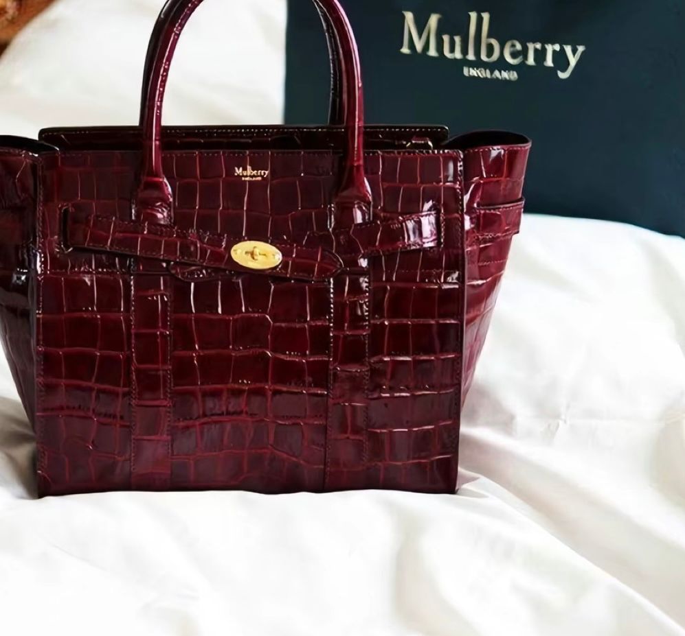 Wholesale Handbags Pallets Liquidation online - Image 8