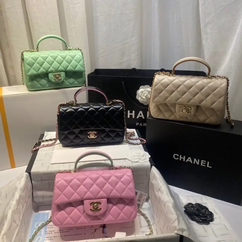 Wholesale Handbags Pallets Liquidation online - Image 5